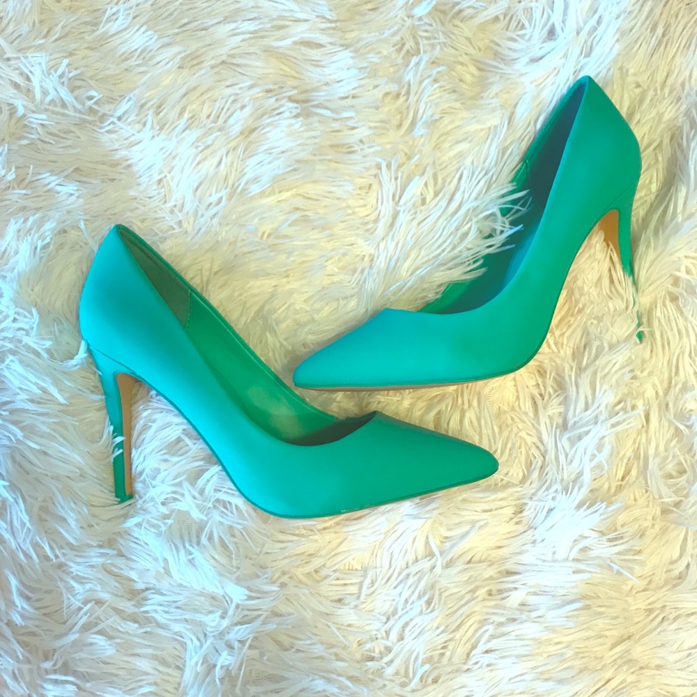 NWOT Blue/Mint Heels
